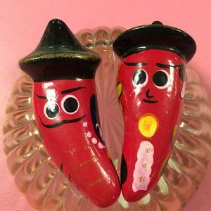 Retro Hot Pepper Salt and Pepper Shakers Kitschy